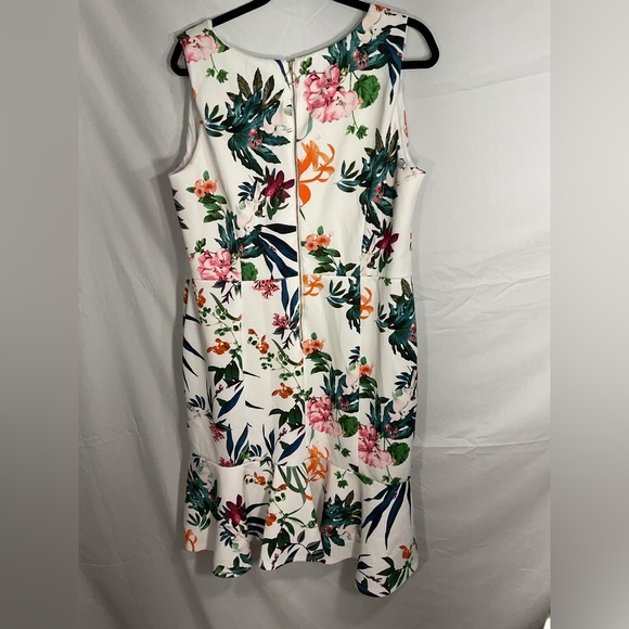 Taylor Cream/Pink/Green Floral Ruffled Fit and Flare Midi Dress Sz 14 - Picture 1 of 8